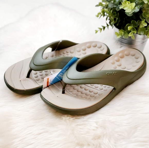 Crocs Men's Reviva Flip-Flop - Picture 6 of 7